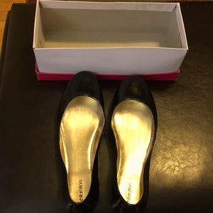 Women’s xhilaration size 10 ballet flats